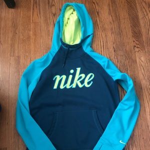 Nike Therma-Fit hoodie